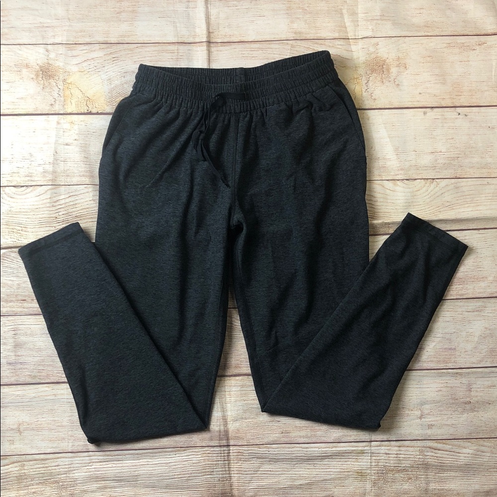NWOT Outdoor Voices Men's Dark Gray‎ Joggers